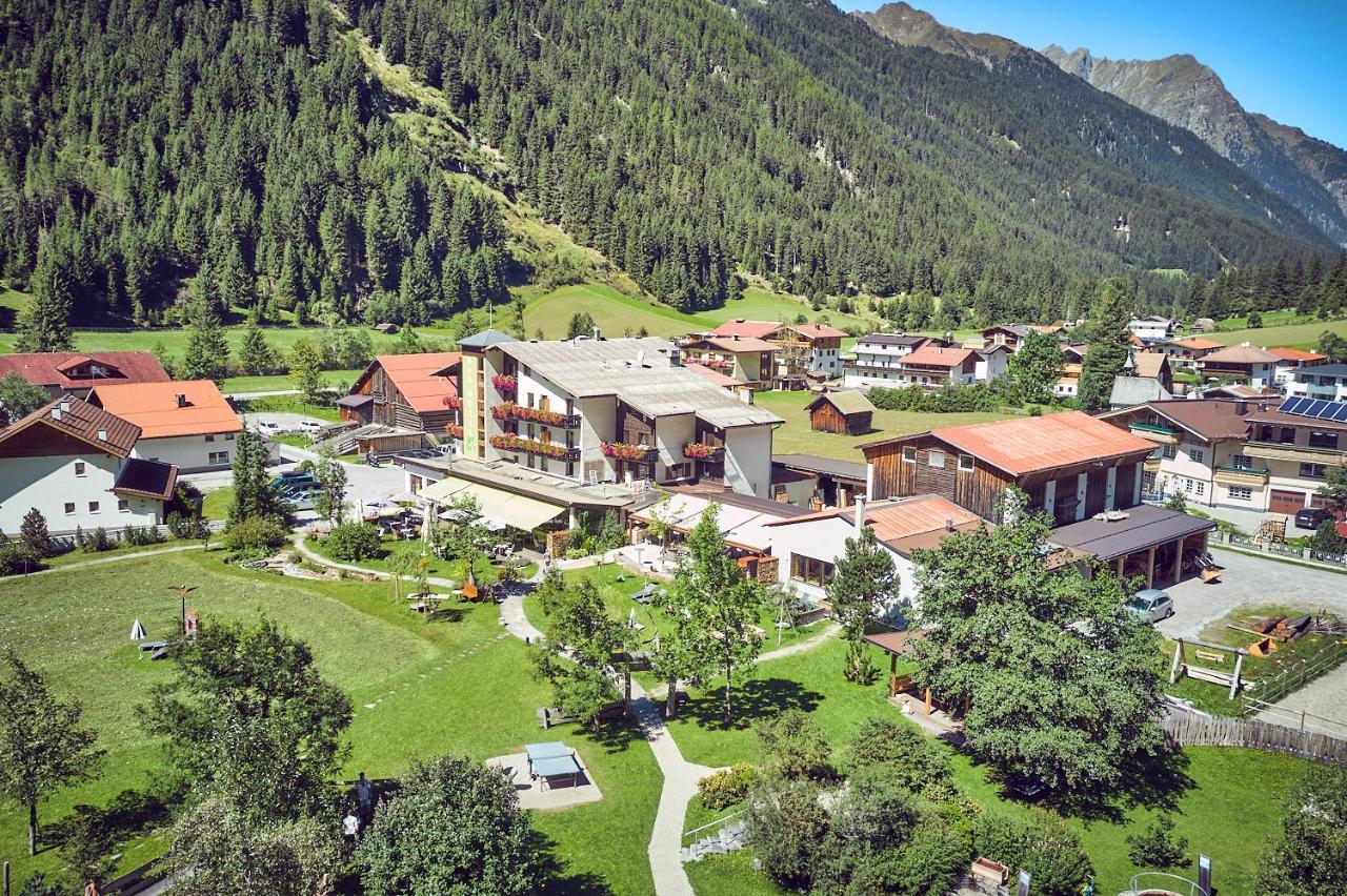 Bio Hotel Stillebach Sankt Leonhard im Pitztal Exterior foto